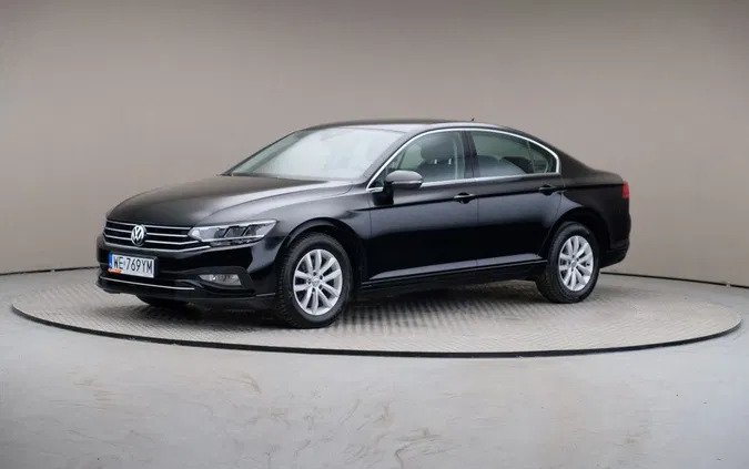 volkswagen passat Volkswagen Passat cena 89899 przebieg: 73953, rok produkcji 2019 z Warszawa